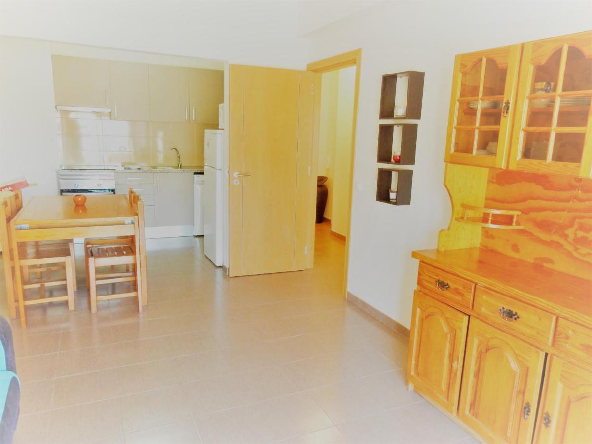 Squash Club Apartamentos Портиман Екстериор снимка