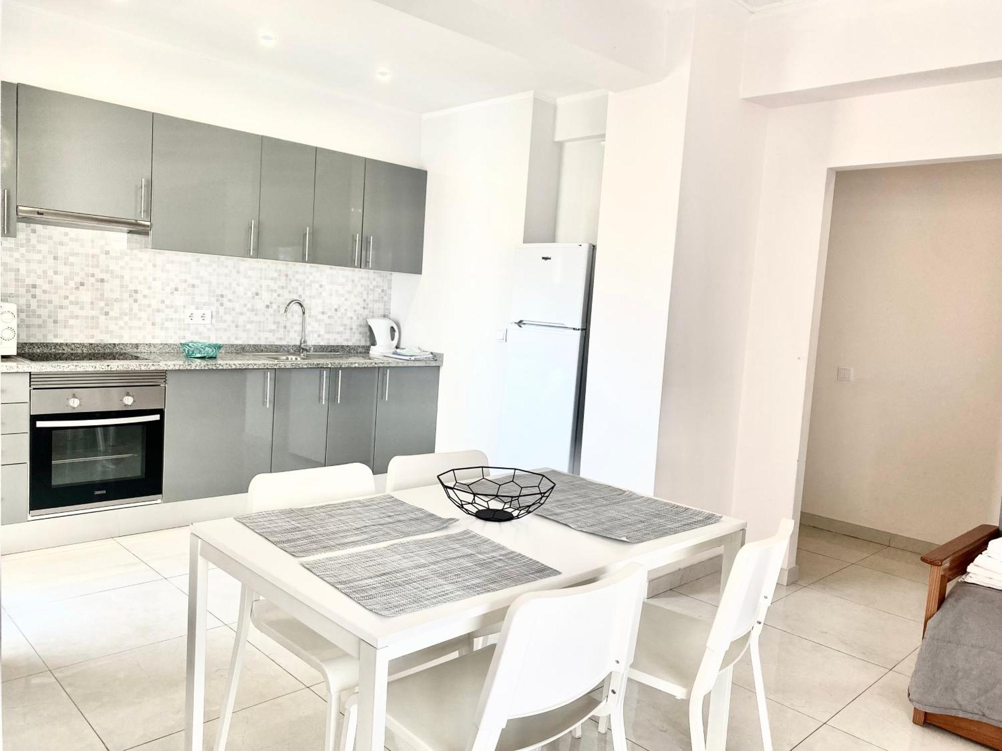 Squash Club Apartamentos Портиман Екстериор снимка