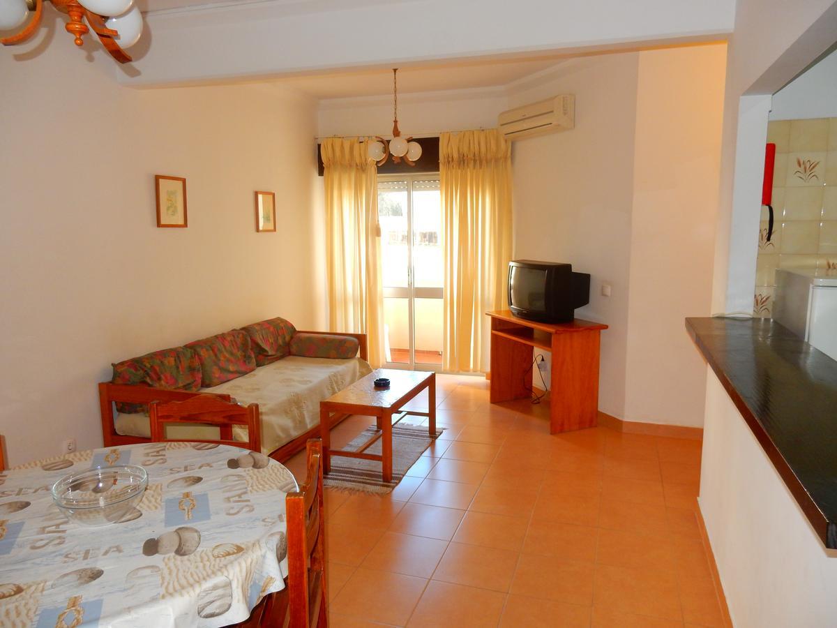 Squash Club Apartamentos Портиман Екстериор снимка