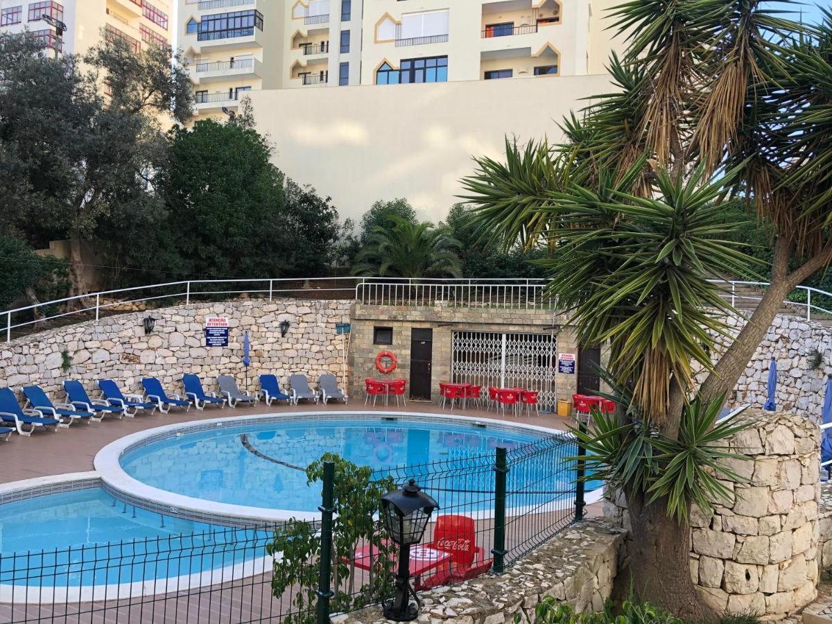 Squash Club Apartamentos Портиман Екстериор снимка
