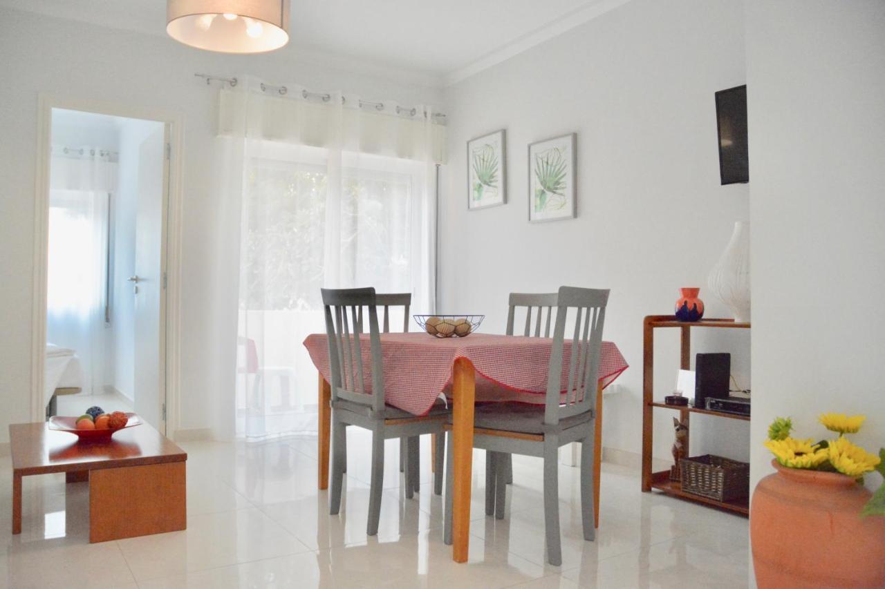 Squash Club Apartamentos Портиман Екстериор снимка