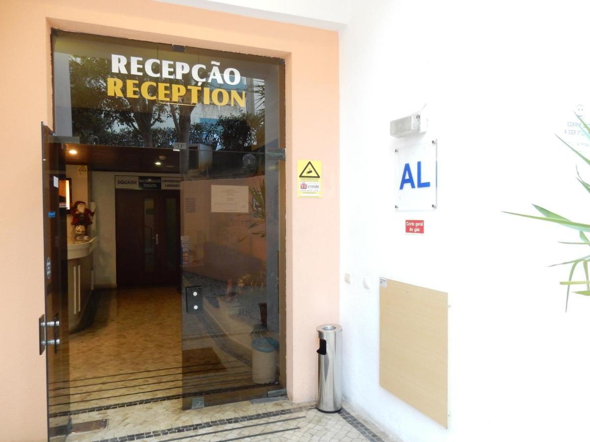 Squash Club Apartamentos Портиман Екстериор снимка